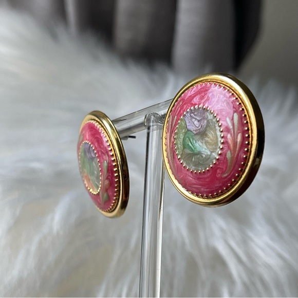 Vintage | Swirl Enameled Elegant Pink and Green Pierced Earrings Timeless Charm - Picture 7 of 8